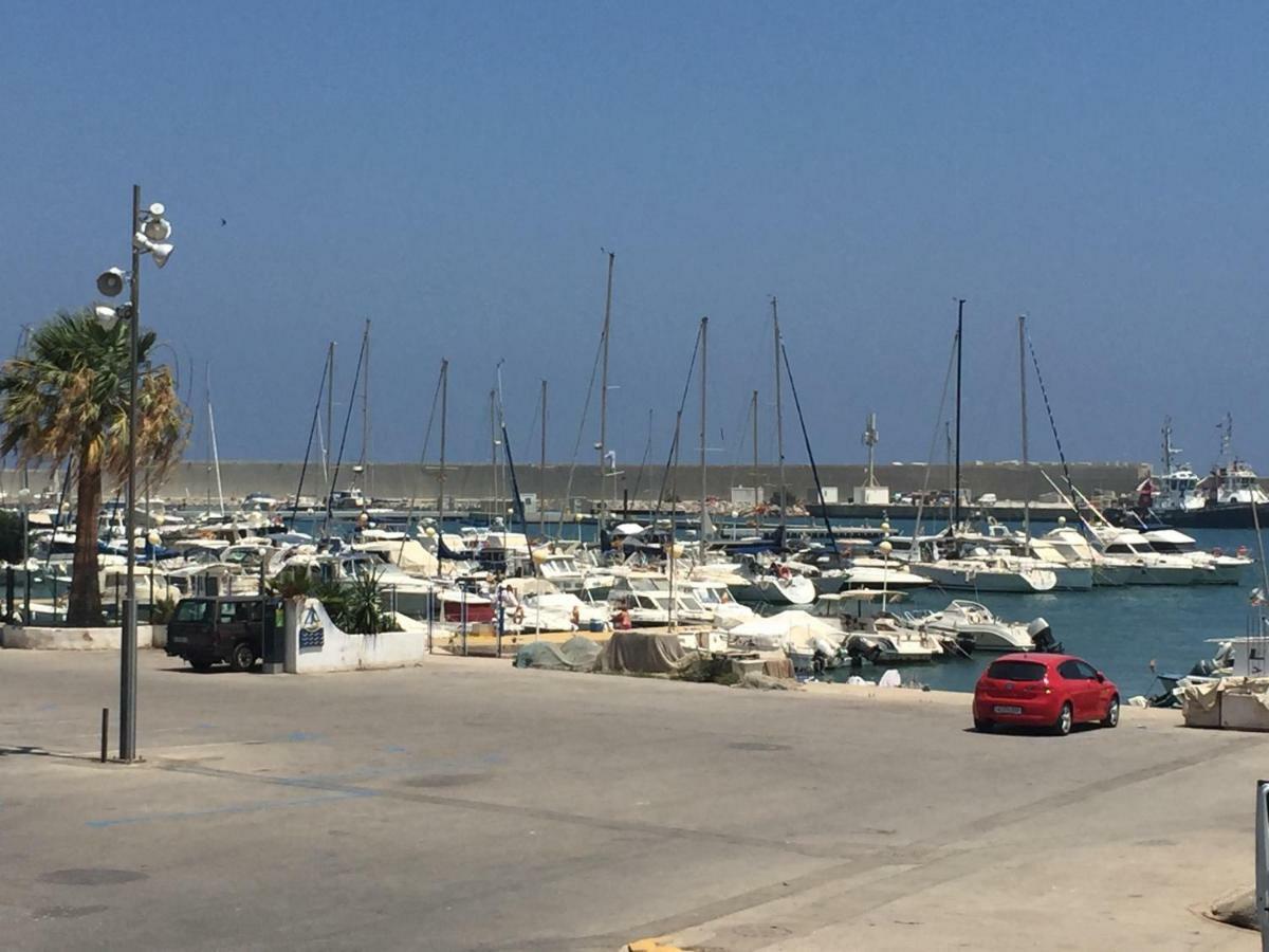 1 Calle Del Mar Apartamento Garrucha Exteriör bild